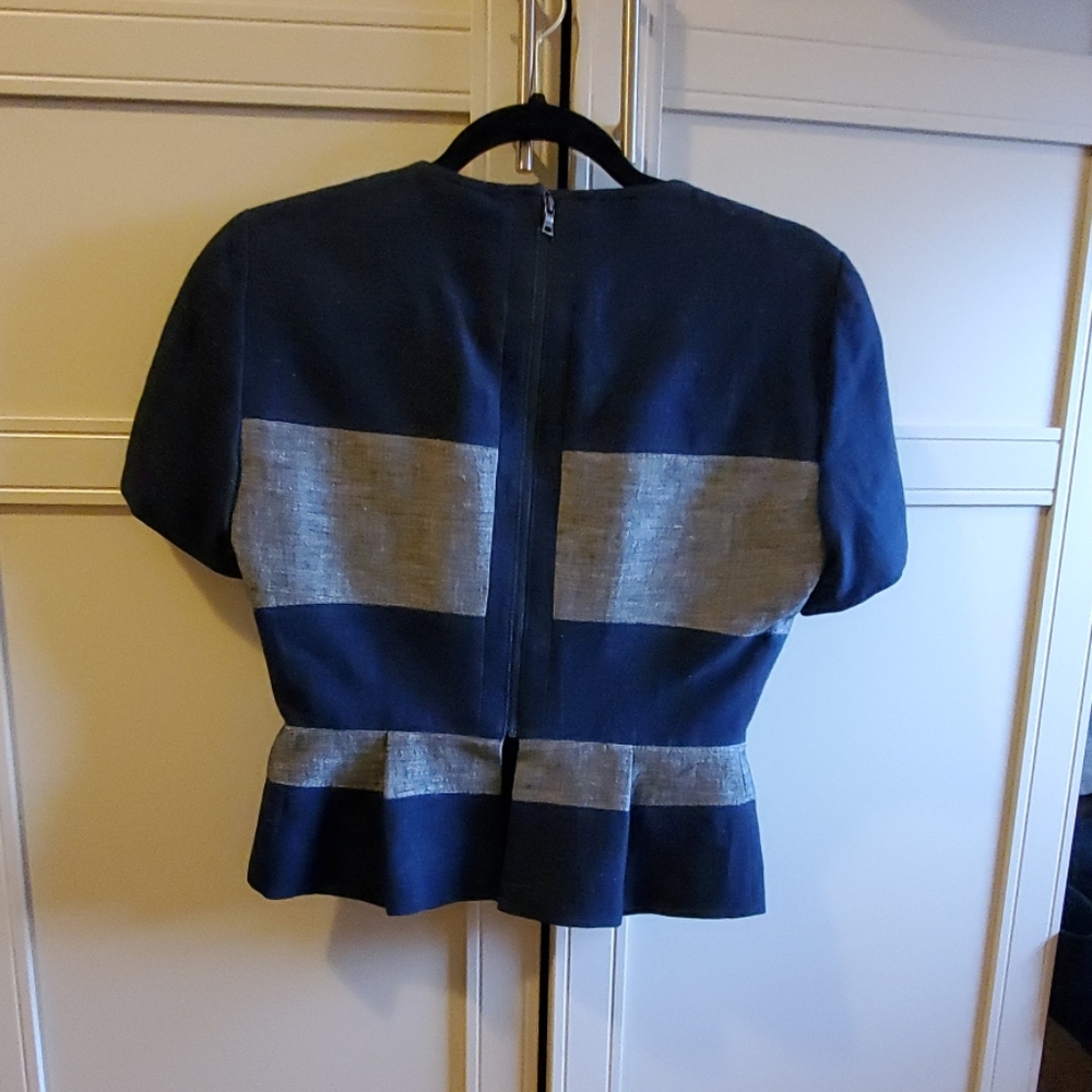 Top - Picture 2 of 5